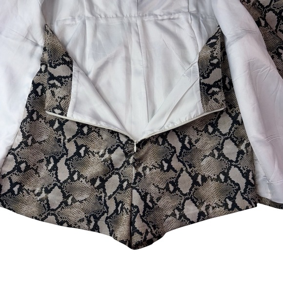 BLITHE Blazer Mini Dress Built In Shorts Suit Jacket Snake Neutral Size Medium - Picture 6 of 14